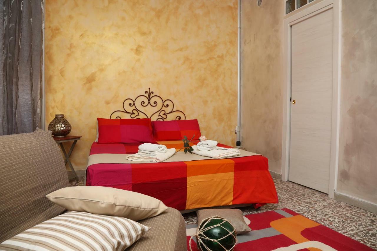 Viale Italia 41: I Migliori Anni Hotel Sassari Ngoại thất bức ảnh