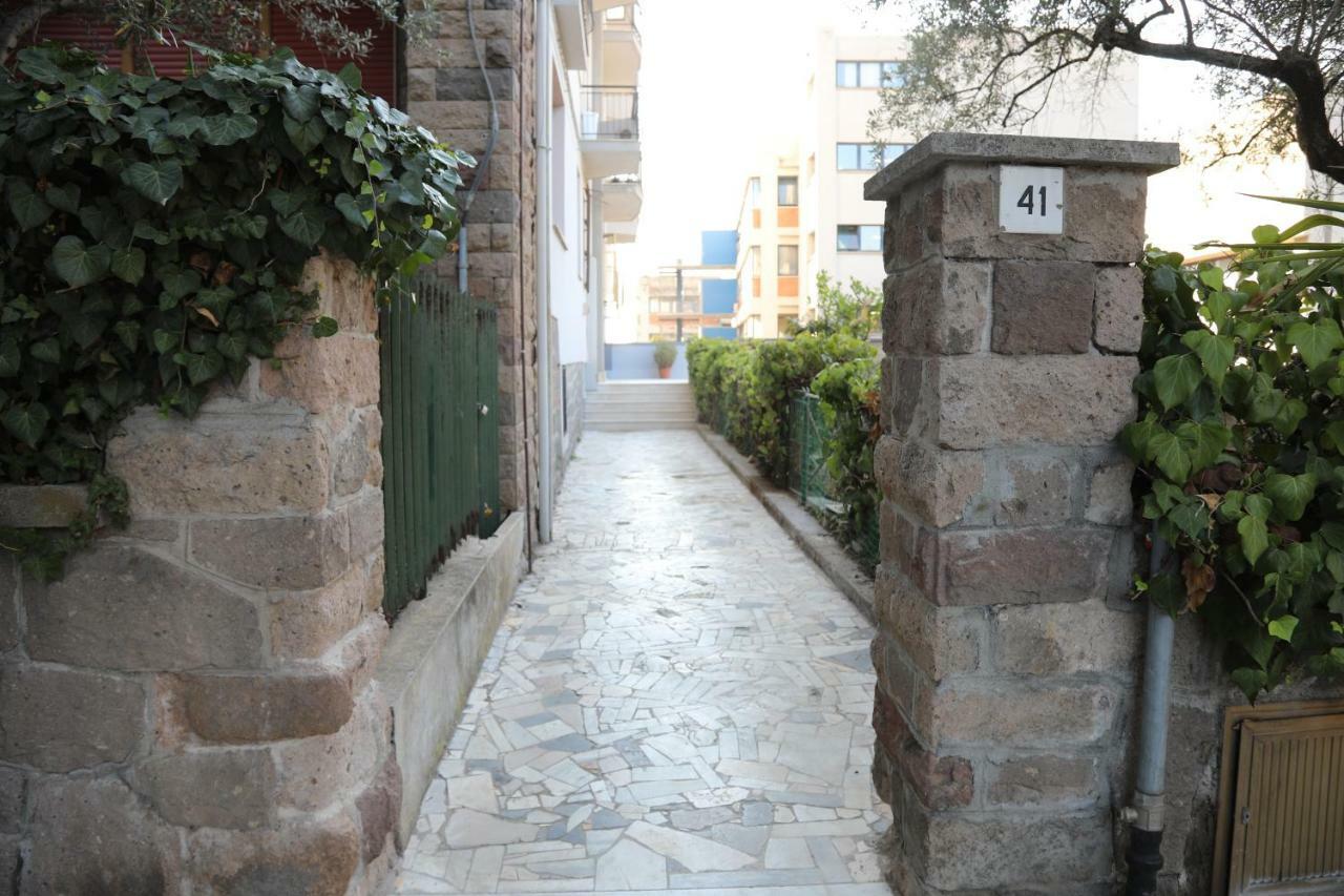 Viale Italia 41: I Migliori Anni Hotel Sassari Ngoại thất bức ảnh